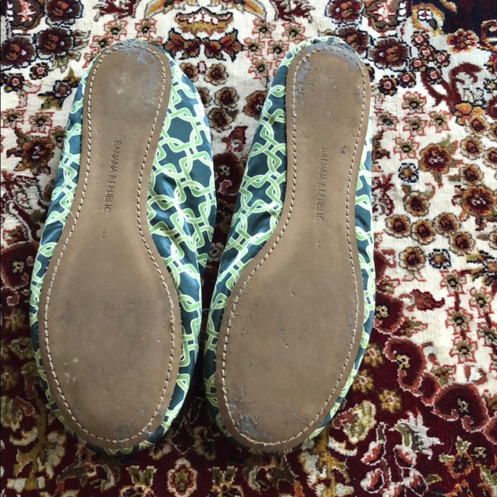 Silk flats! Size 7 - Picture 2 of 2